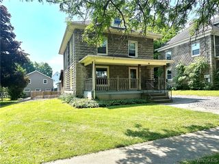 10 Bennett Ave, Oakfield, NY 14125