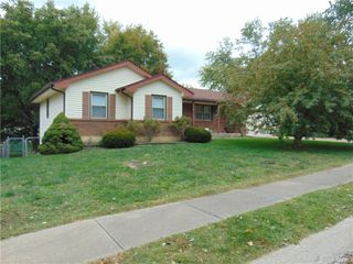 1106 Halsey Ter, Harrisonville, MO 64701