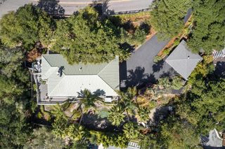 121 Fairhills Drive, San Rafael, CA 94901