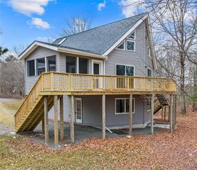1509 Dove Ct, Blakeslee, PA 18610