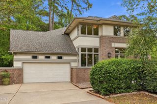 106 Wheatsbury Dr, Cary, NC 27513