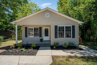 315 W  Ballard St, Cherryville, NC 28021