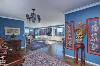 60 E  End Ave #18A, Manhattan, NY 10028