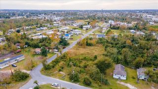 7525 Harvey St, Panama City, FL 32404