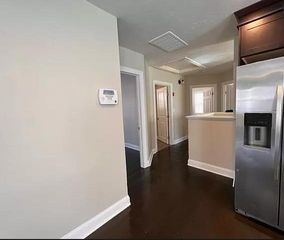 89 Huxley Ave, Providence, RI 02908
