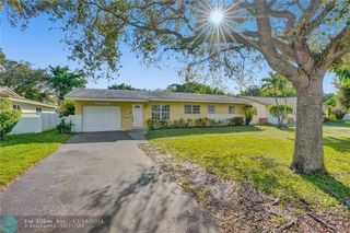 7514 NW 40th St, Coral Springs, FL 33065