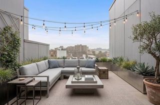 188 Humboldt St #3V, Brooklyn, NY 11206