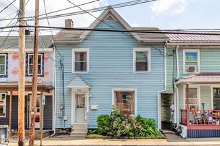 352 Pine St, Danville, PA 17821