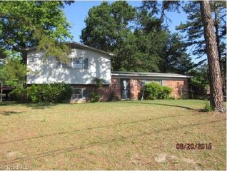 2 Maripat Cir, Thomasville, NC 27360