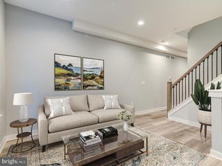719 Cantrell St, Philadelphia, PA 19148
