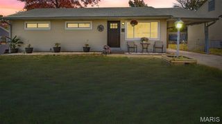 11214 Behr Dr, Saint Louis, MO 63123
