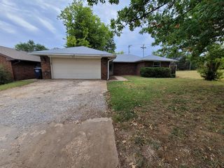 53 Timber Creek Dr, Shawnee, OK 74804