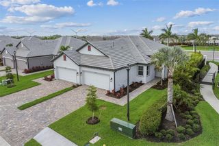17806 Cherished Loop, Lakewood Ranch, FL 34211