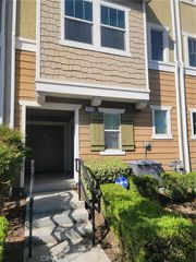 14118 W  Pine Ln, Van Nuys, CA 91405