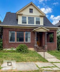 751 Grove Ave, Johnstown, PA 15902