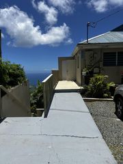 17 Solberg Lns, Saint Thomas, VI 00802