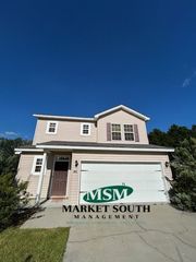 46 Twin Oaks Pl, Savannah, GA 31407