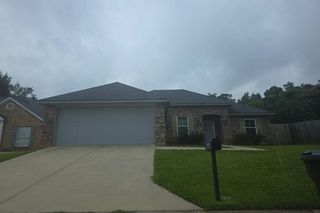 5731 Sweetwater Dr, Shreveport, LA 71119