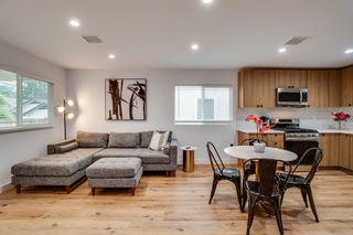 2090 Santa Rosa Ave, Altadena, CA 91001