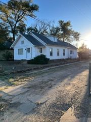 106 S  4th St, Cheraw, CO 81030