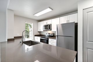 1701 121st St SE #L201, Everett, WA 98208