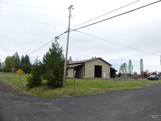 774 Pleasant Acre Dr, Weippe, ID 83553