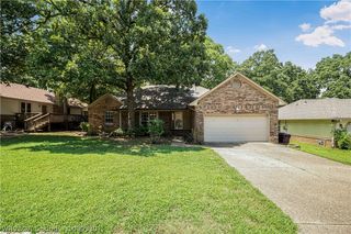 9804 Croxted Rd, Fort Smith, AR 72908