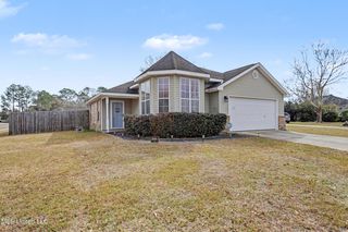 13218 Hickory Ct, Gulfport, MS 39503