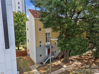2090 Atherton Heights Ln, Charlotte, NC 28203