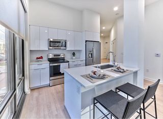 55 Union St #721, Newark, NJ 07105