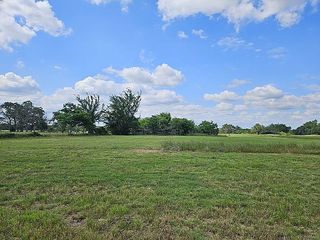 CORRAL WEST CENTER VIEW