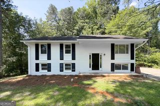 2163 Greenhill Dr SW, Marietta, GA 30008