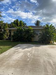 3052 Perry Ave, Lake Worth, FL 33463