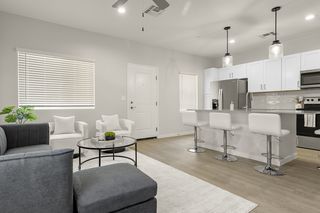 7850 S  Central Ave #116, Phoenix, AZ 85041