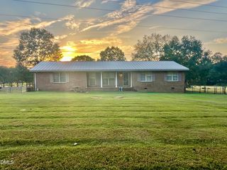 4035 Doyle Rd, Zebulon, NC 27597