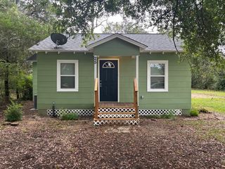 25 Beckman Ave, Saraland, AL 36571