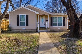 1809 Maple Ave, Grand Prairie, TX 75050