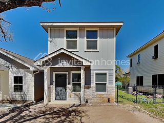 318 Shady Bluff Dr, Wimberley, TX 78676