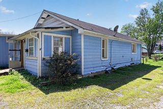 3217 W  Dupont Ave, Belle, WV 25015
