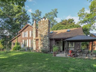 10452 Millers Mill Rd, Constantine, MI 49042