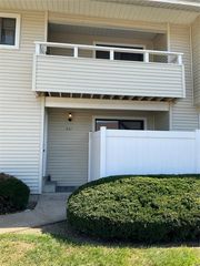 531 Summer Winds Ln, Saint Peters, MO 63376