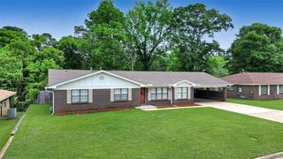1243 Plum St, Prattville, AL 36066