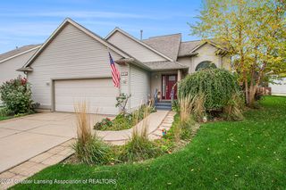 1316 Daylily Dr, Holt, MI 48842