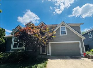 17611 W  111th Ter, Olathe, KS 66061