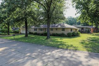 1519 Rosedale Ln, Poplar Bluff, MO 63901