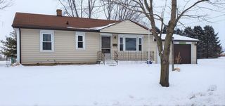 410 E  Hill St, Mount Morris, IL 61054