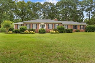 104 Harvey Dr, Honea Path, SC 29654