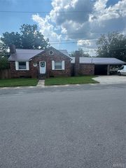 211 W  Fannetta St, Dexter, MO 63841