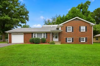 1147 Athenia Dr, Lexington, KY 40504