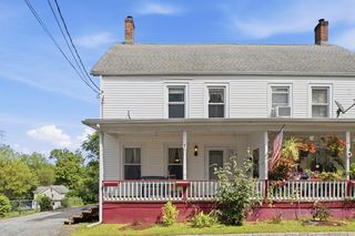 43 Linwood Ave, Hamburg, NJ 07419